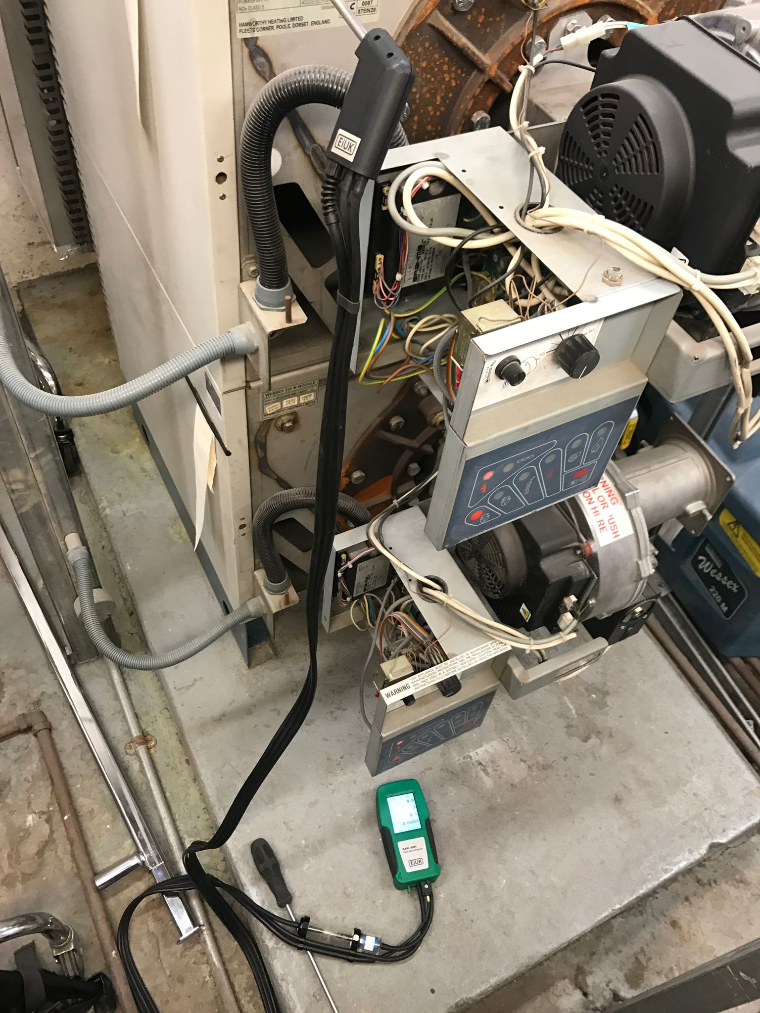 gas safe registered engineer near me Widnes, WA8